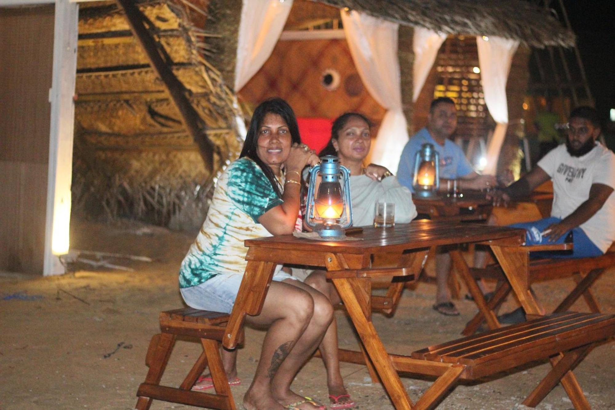Laya Safari Resorts & Spa Yala Buitenkant foto