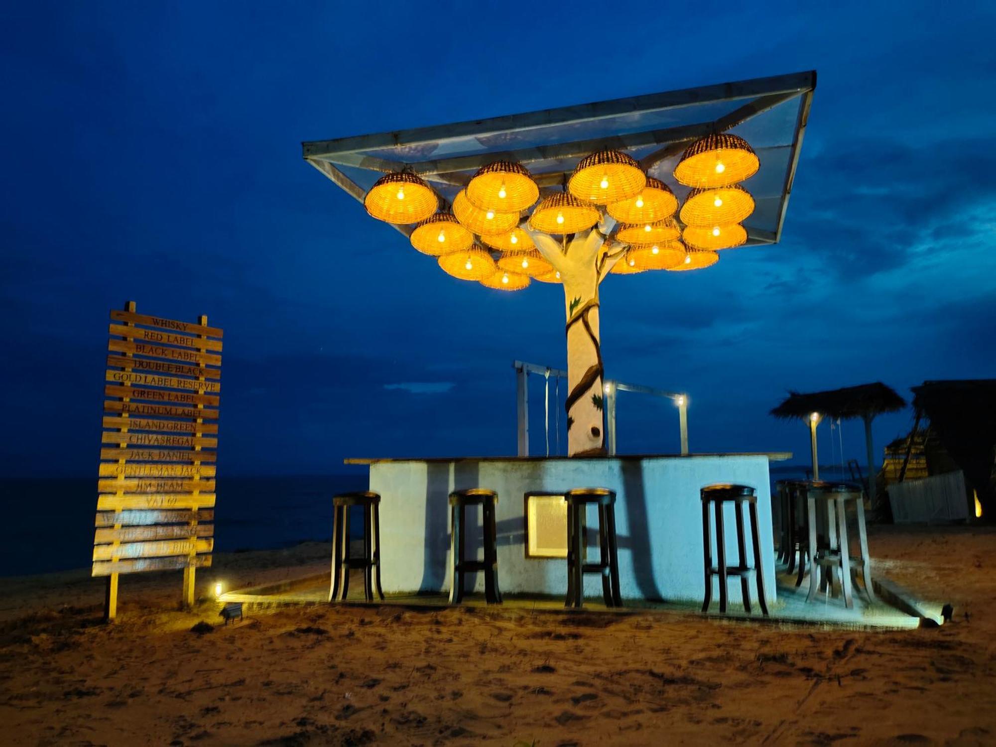Laya Safari Resorts & Spa Yala Buitenkant foto