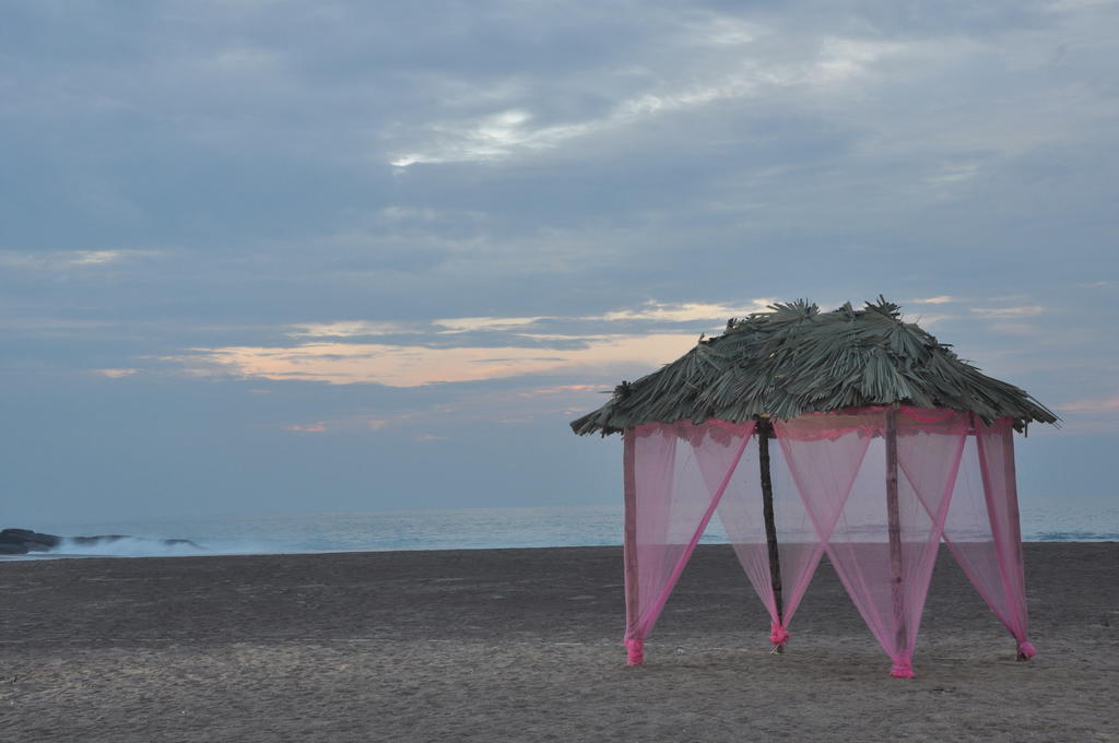 Laya Safari Resorts & Spa Yala Buitenkant foto